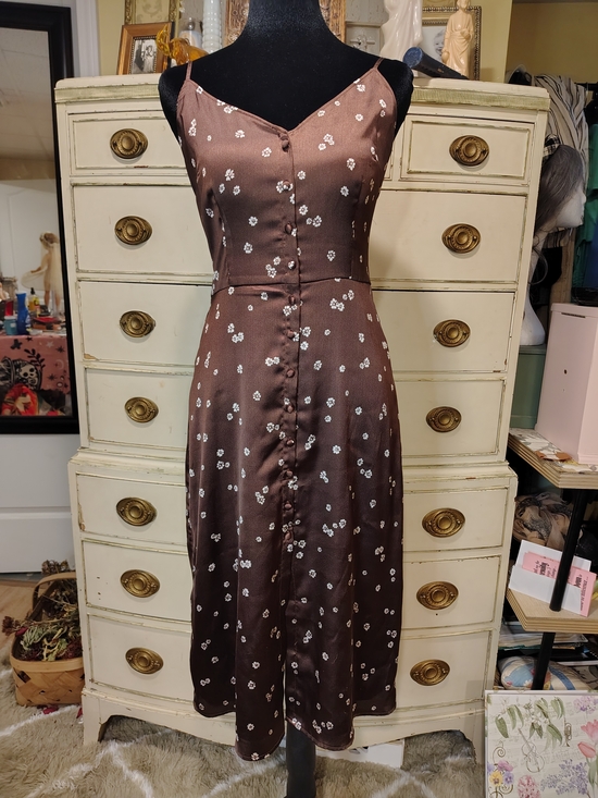 Abercrombie & Fitch Dresses & Skirts - Abercrombie & Fitch Brown Floral Silky Lined Midi Slip Dress
